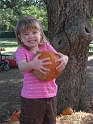Kids_ArboretumWithGGrandMum (34)